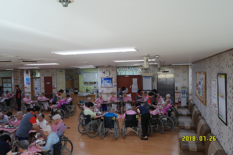 7f0e047a0236fedc176fd243597e375c_1532592531_7881.JPG